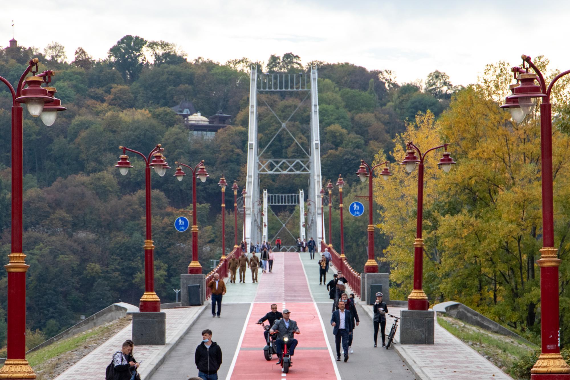 Алея сакур та &quot;німецький&quot; квартал: кращі ідеї для прогулянок на вихідних